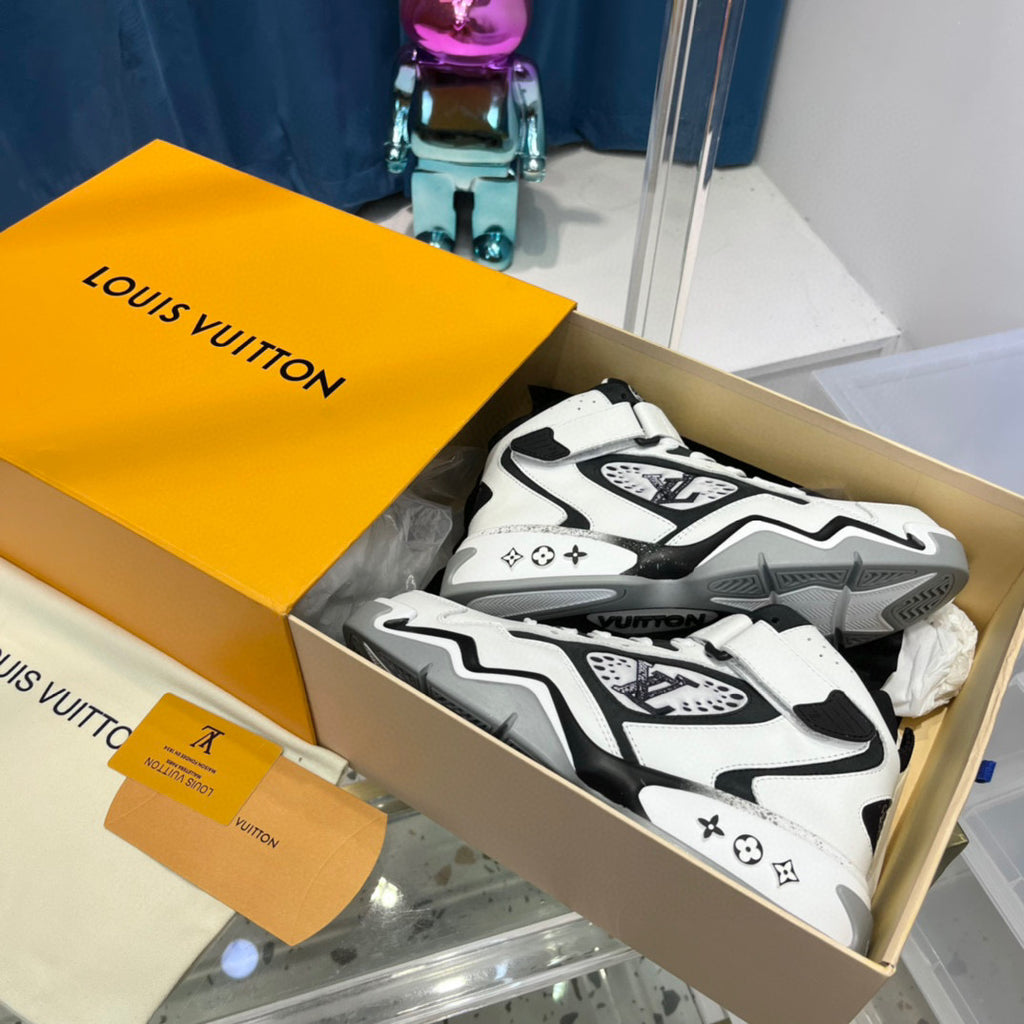 Louis Vuitton Trainer White Monogram Denim White – Tenisshop.la