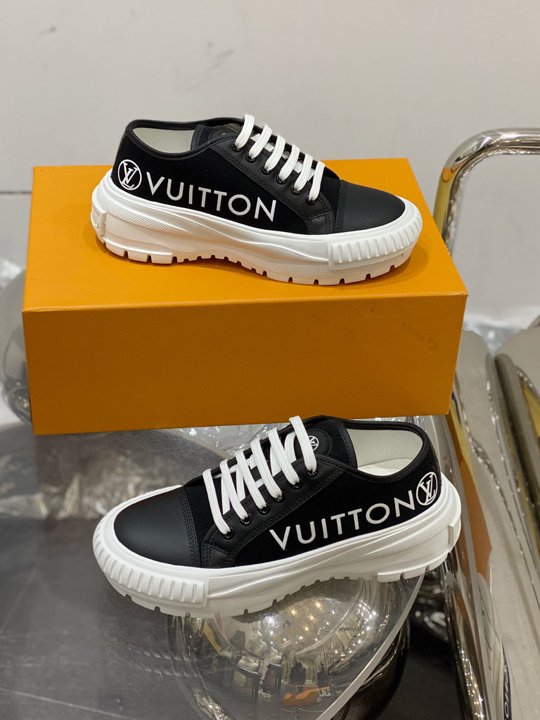 Louis Vuitton LV Squad Sneaker in White