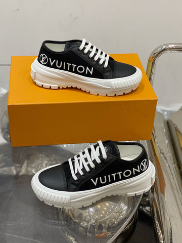 Louis Vuitton - Sneakers (White, Black, Gold)