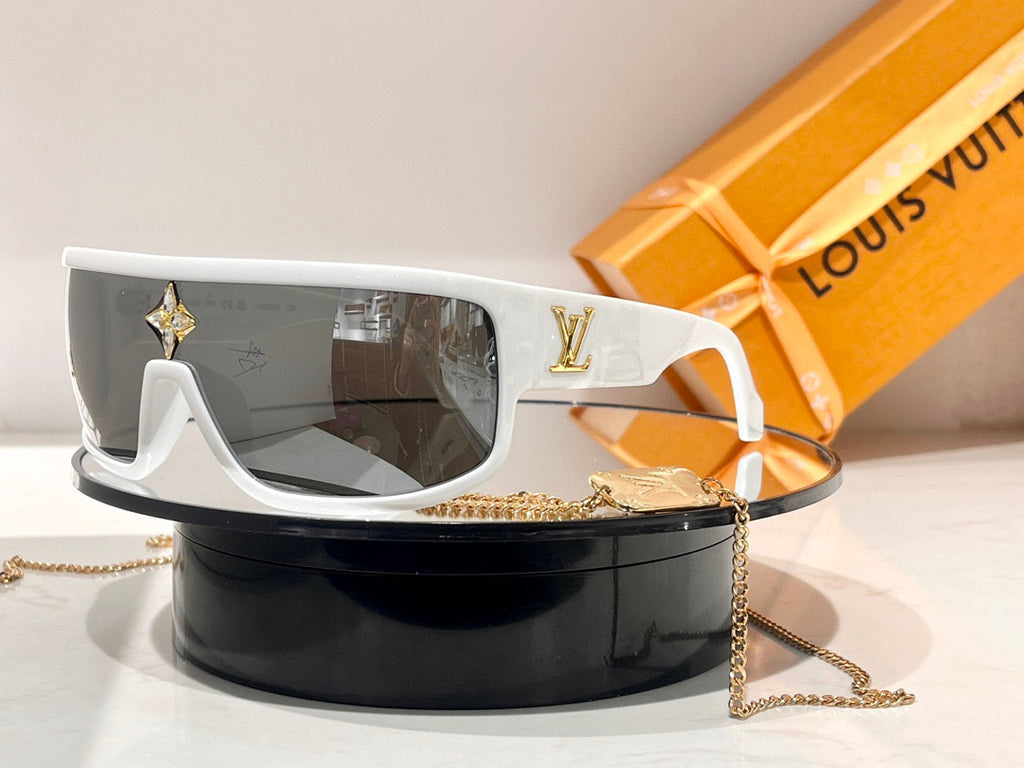Louis Vuitton Cyclone Sunglasses in 2023